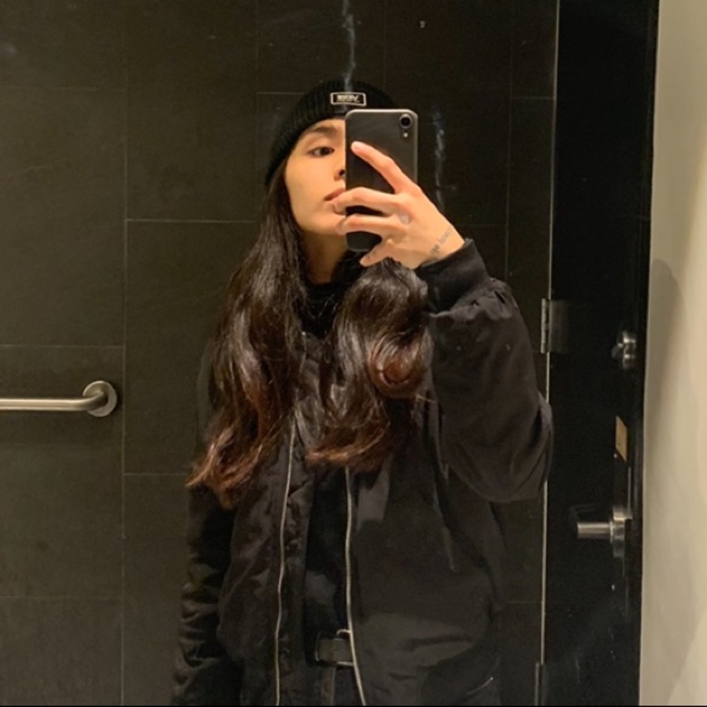 Meet your Posher, Caro